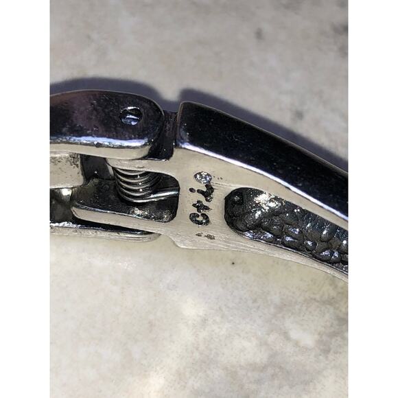 CHLOE + ISABEL safari elegance zebra crystal cuff bracelet - B080 - Picture 2 of 6